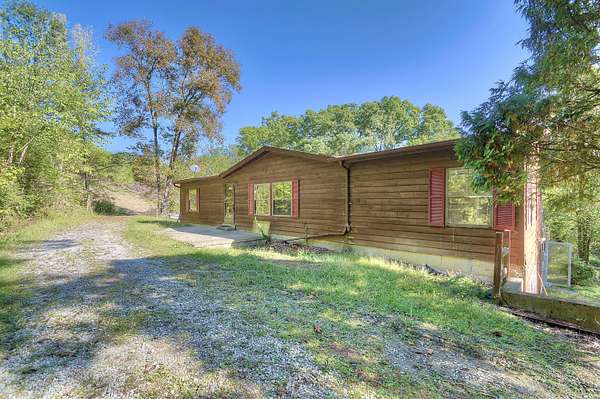 2 Acres of Residential Land with Home for Sale in Morning View, Kentucky