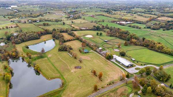 10.1 Acres of Land with Home for Sale in Georgetown, Kentucky