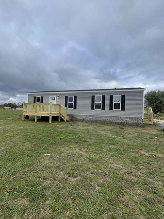 0.6 Acres of Residential Land with Home for Sale in Lafayette, Tennessee