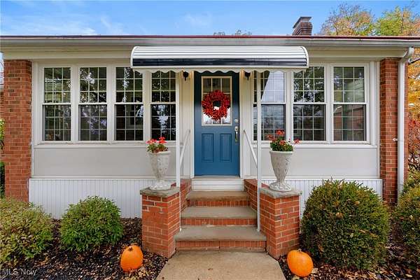 2.48 Acres of Residential Land with Home for Sale in Solon, Ohio