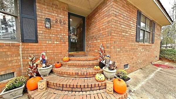 2.34 Acres of Residential Land with Home for Sale in Bainbridge, Georgia