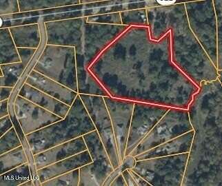 6.6 Acres of Residential Land for Sale in Vicksburg, Mississippi