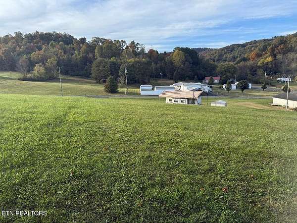 1 Acre of Residential Land for Sale in Mooresburg, Tennessee