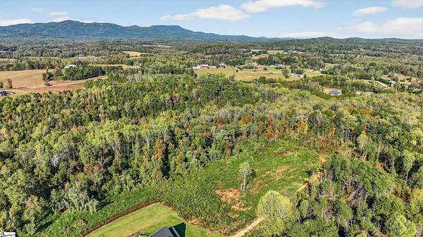 5 Acres of Residential Land for Sale in Taylors, South Carolina