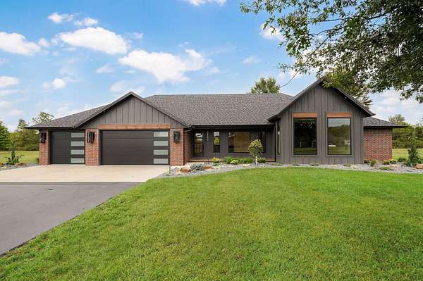 3.65 Acres of Residential Land with Home for Sale in Nixa, Missouri