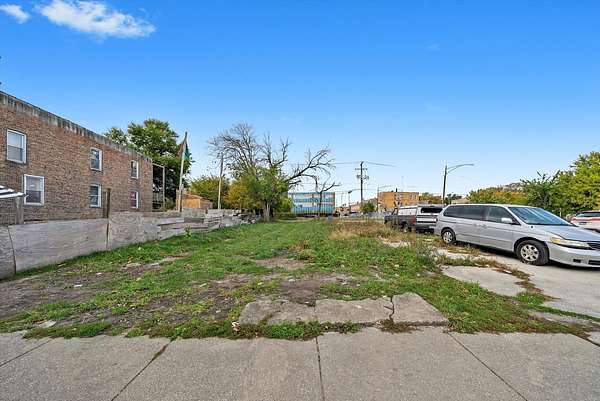 0.07 Acres of Land for Sale in Chicago, Illinois