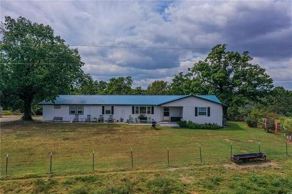 21.9 Acres of Land with Home for Sale in Huntsville, Arkansas