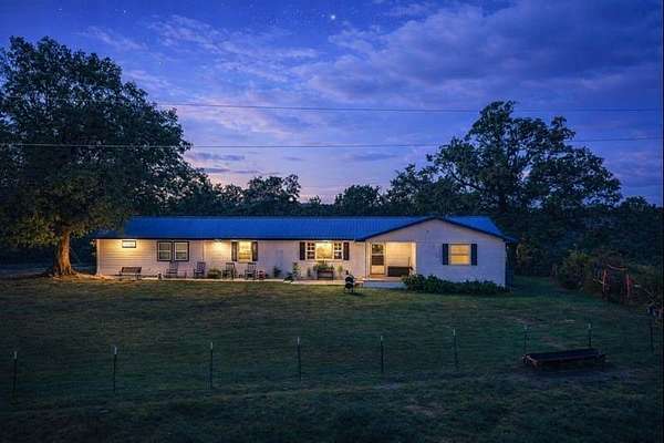 21.9 Acres of Land with Home for Sale in Huntsville, Arkansas