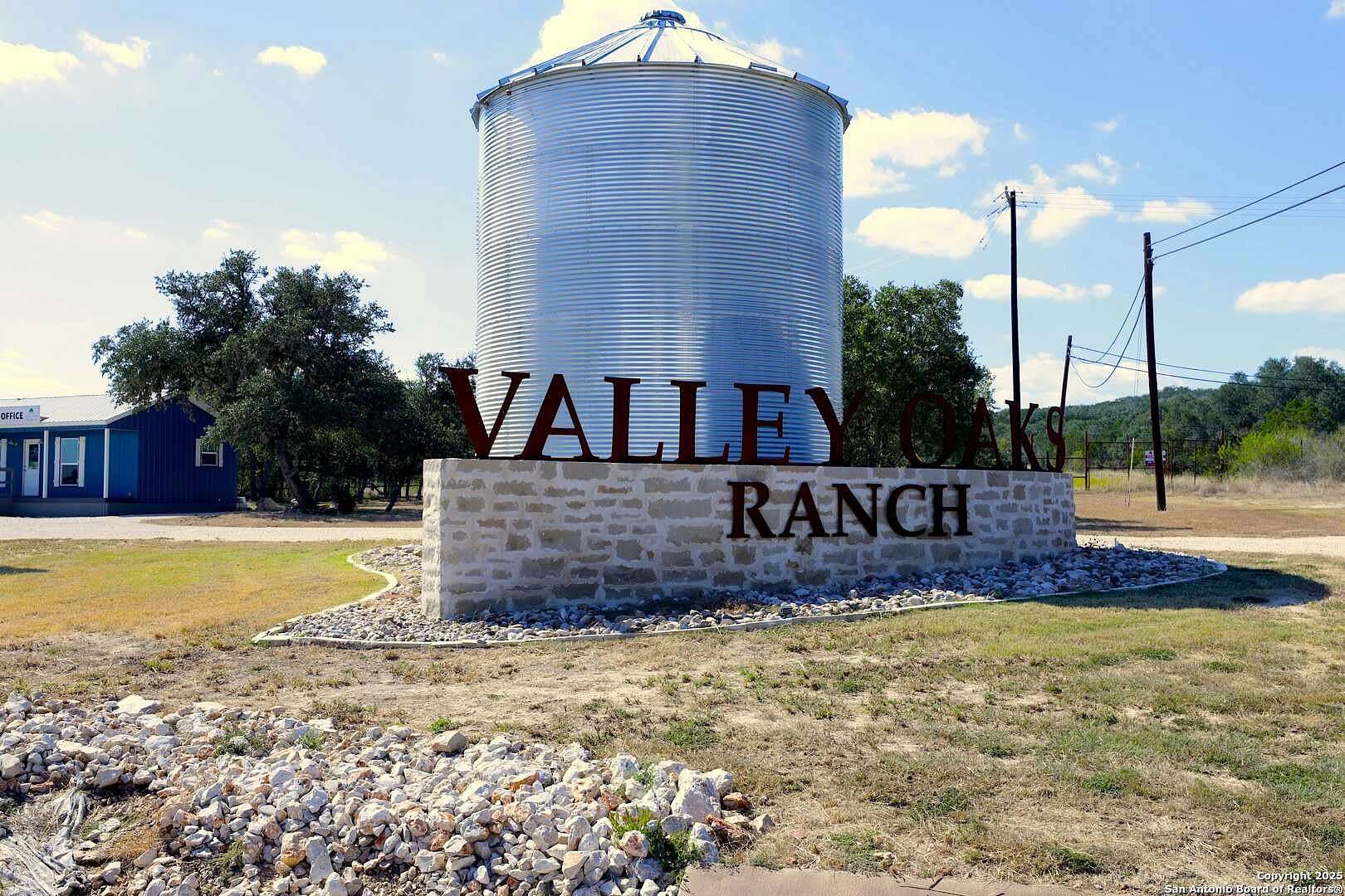 5 Acres of Residential Land for Sale in Hondo, Texas