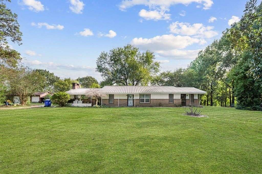 7 Acres of Land with Home for Sale in Martinsville, Texas