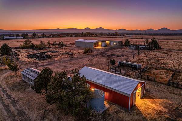 145 Acres of Agricultural Land with Home for Sale in Culver, Oregon