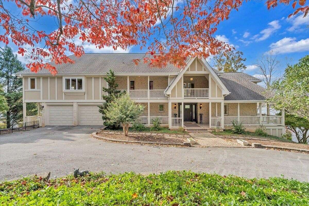 3.13 Acres of Residential Land with Home for Sale in Goodview, Virginia