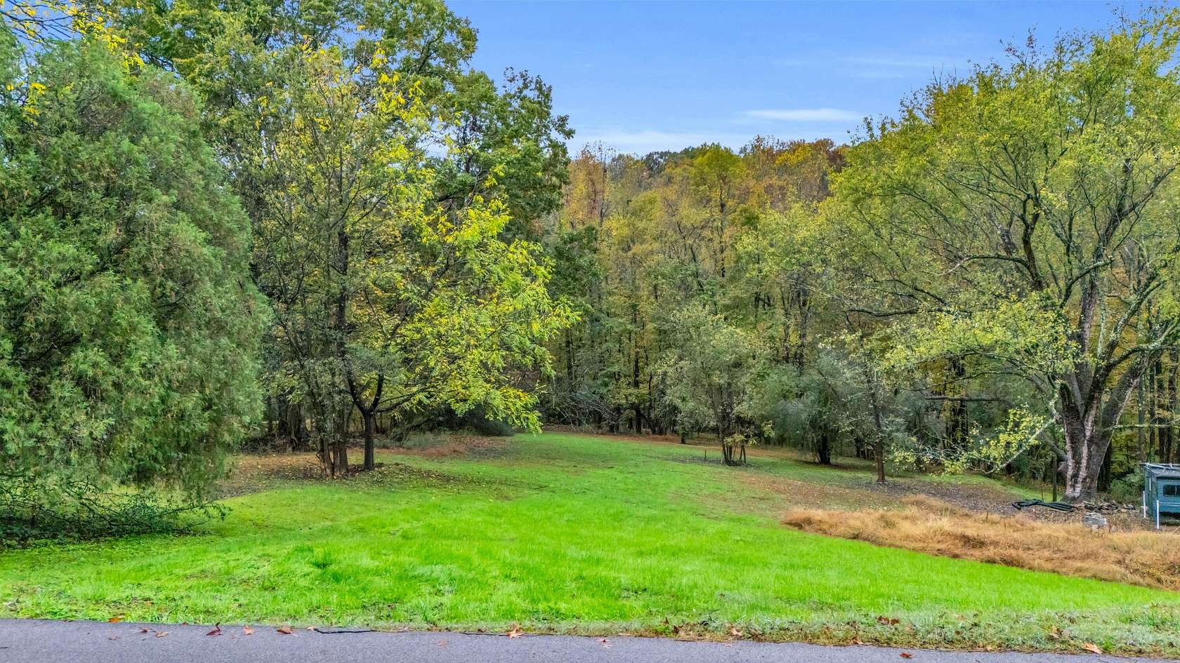7 Acres of Residential Land for Sale in Chattanooga, Tennessee