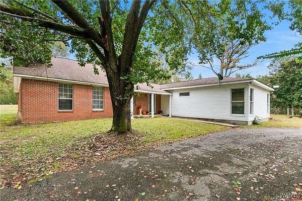 2.12 Acres of Residential Land with Home for Sale in Bankston, Alabama