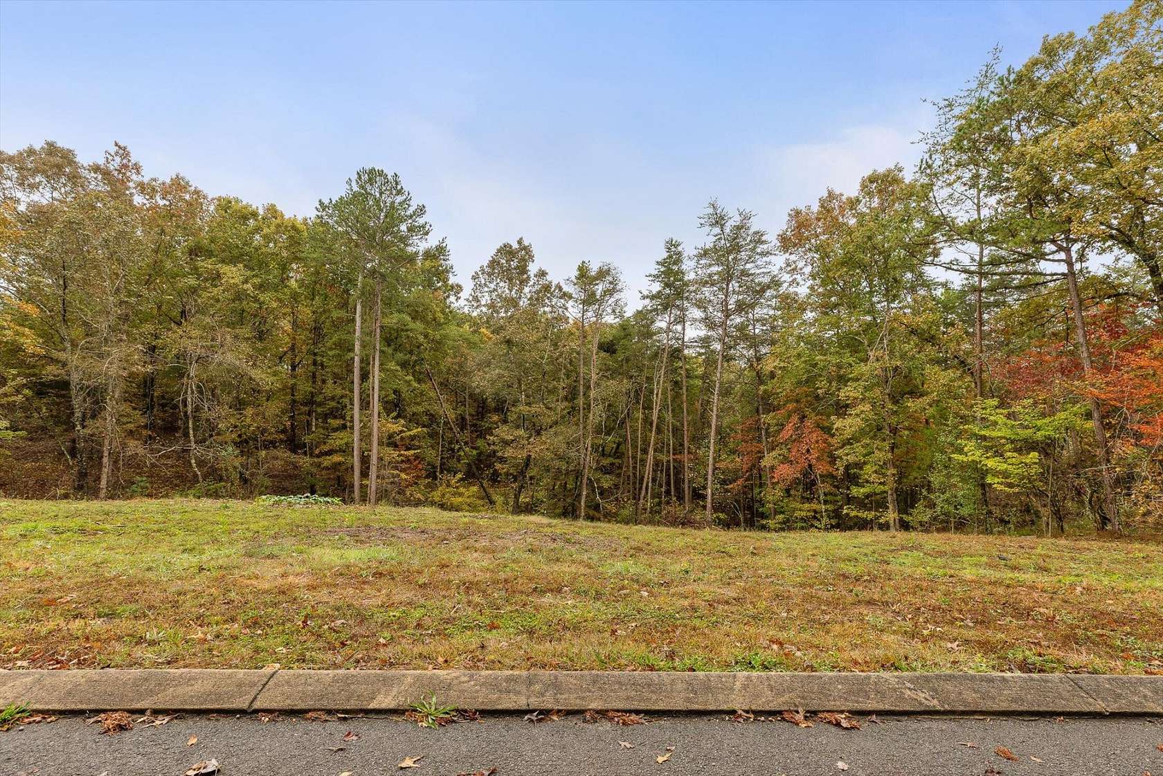 0.96 Acres of Residential Land for Sale in Dunlap, Tennessee