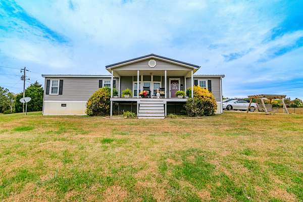 2.69 Acres of Residential Land with Home for Sale in Mount Sterling, Kentucky