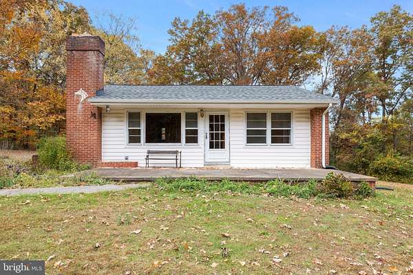 2.25 Acres of Residential Land with Home for Sale in Front Royal, Virginia