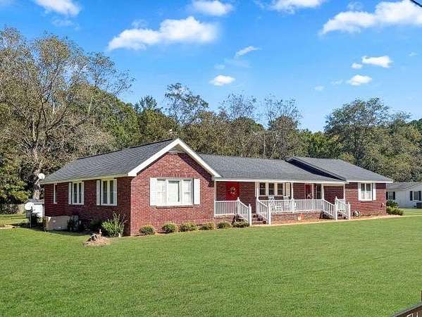 1.89 Acres of Residential Land with Home for Sale in St. George, South Carolina