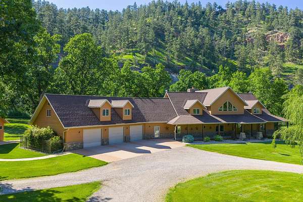 425 Acres of Recreational Land with Home for Sale in Beulah, Wyoming