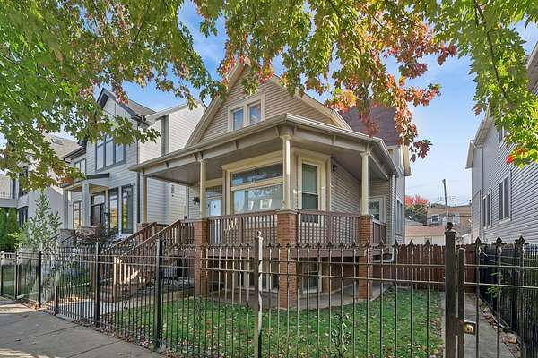 0.1 Acres of Residential Land for Sale in Chicago, Illinois