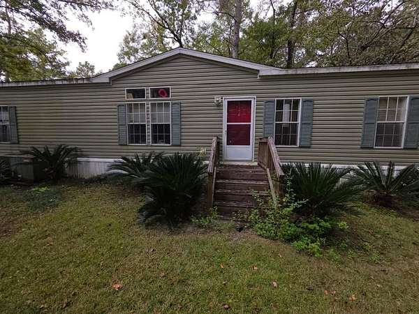 6.15 Acres of Residential Land with Home for Sale in Crawfordville, Florida