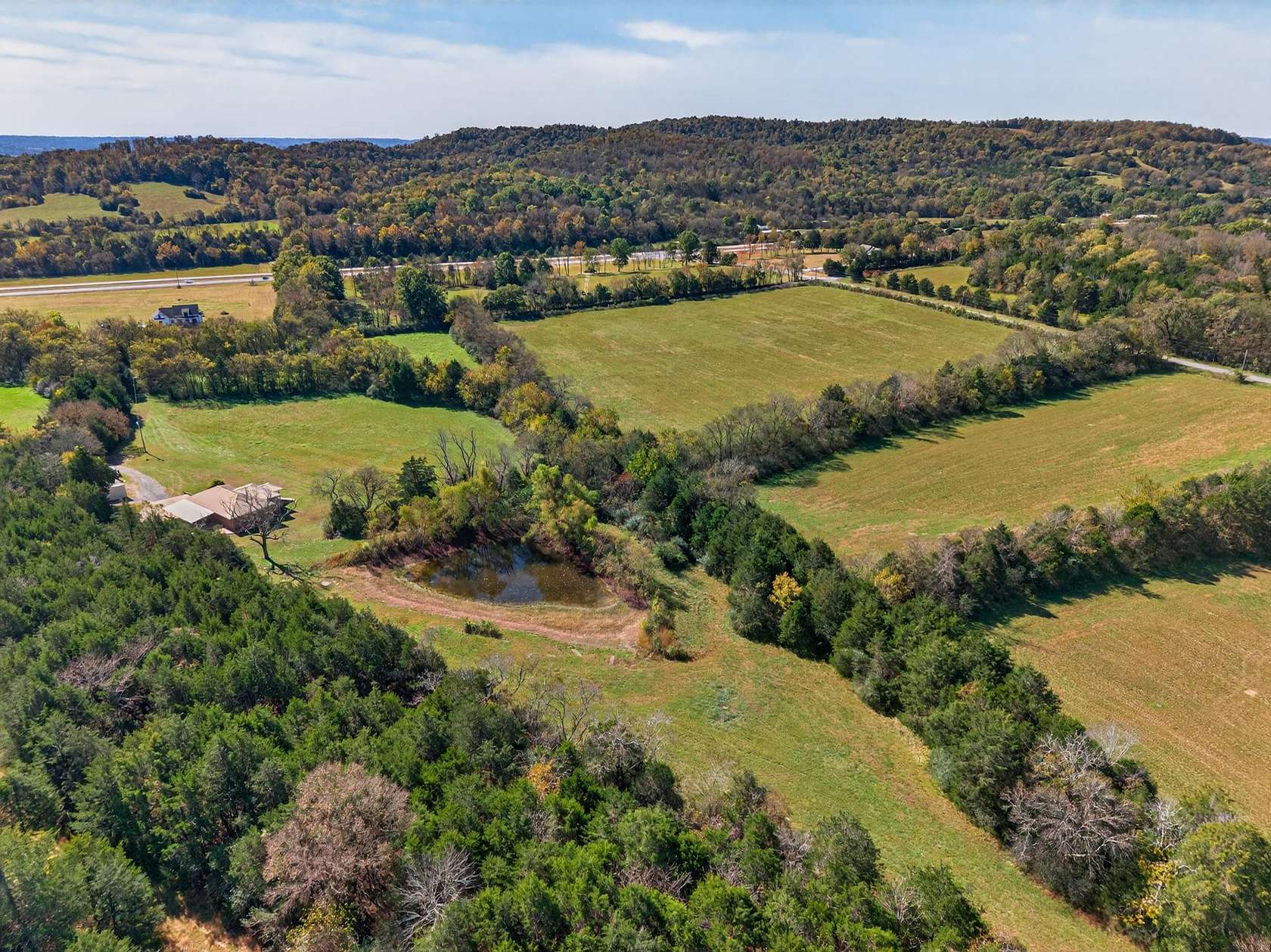 60 Acres of Land for Sale in Fayetteville, Tennessee