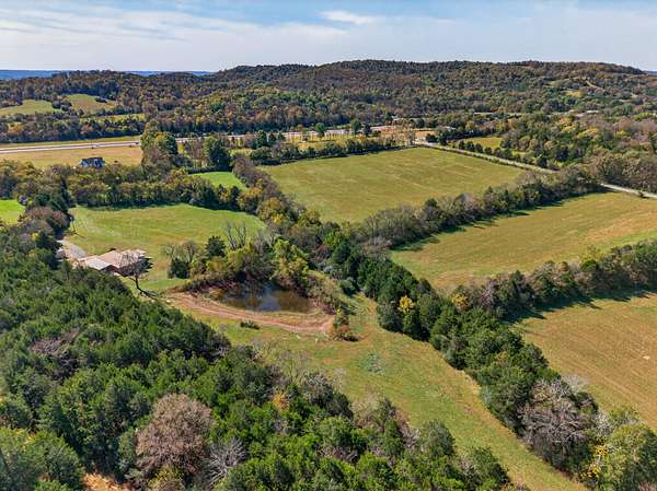 60 Acres of Land for Sale in Fayetteville, Tennessee
