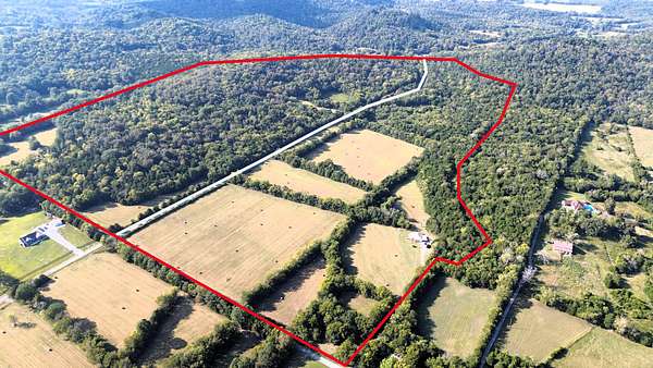 152 Acres of Land for Sale in Fayetteville, Tennessee