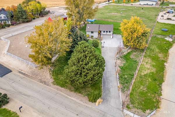 2.35 Acres of Residential Land with Home for Sale in Middleton, Idaho