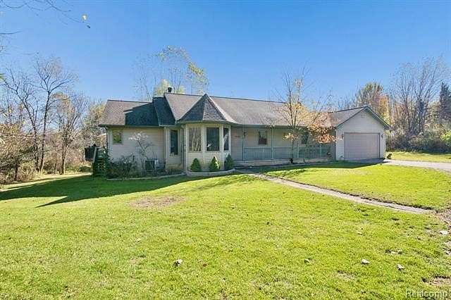 5.84 Acres of Residential Land with Home for Sale in Howell, Michigan