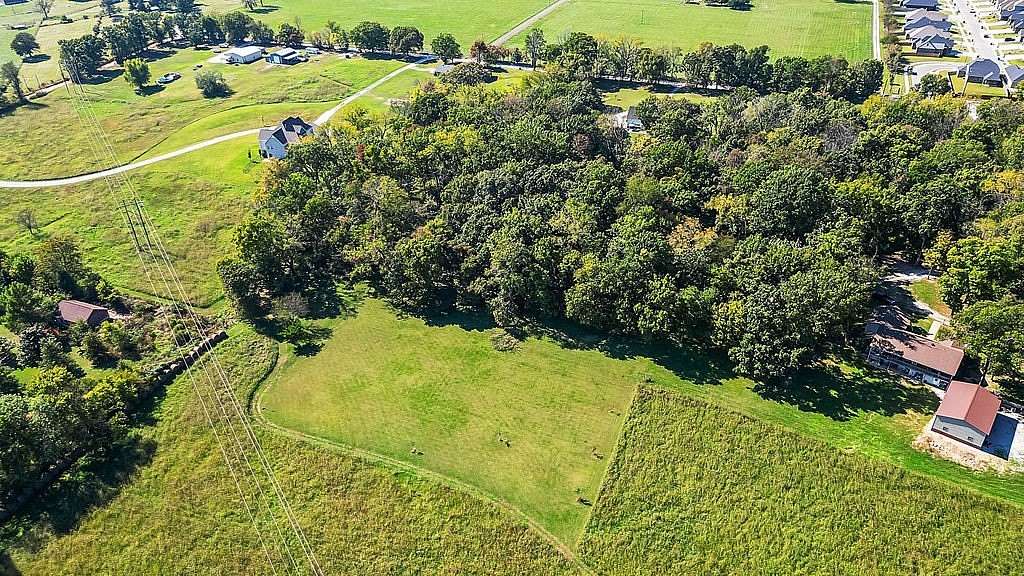 1 Acre of Residential Land for Sale in Bentonville, Arkansas