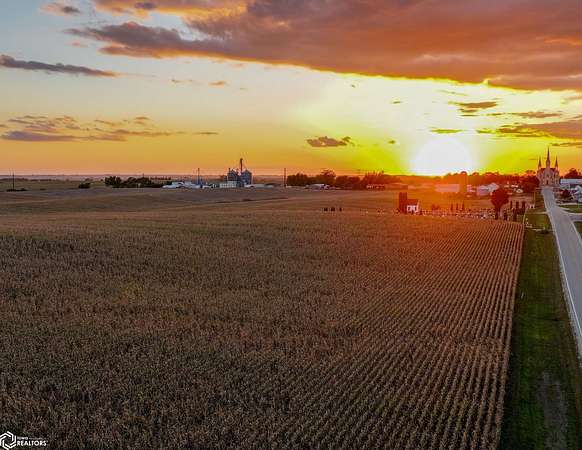 113 Acres of Agricultural Land for Auction in Dyersville, Iowa