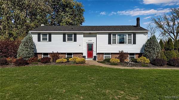 4.4 Acres of Residential Land with Home for Sale in Akron, New York