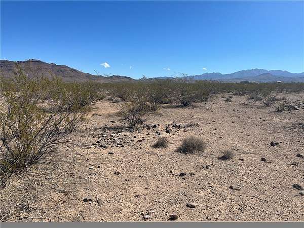 2.5 Acres of Land for Sale in Golden Valley, Arizona