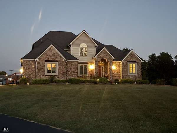 1.87 Acres of Residential Land with Home for Sale in Martinsville, Indiana