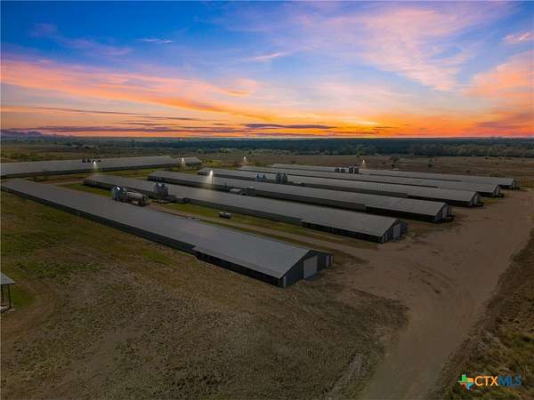 189 Acres of Land with Home for Sale in Harwood, Texas