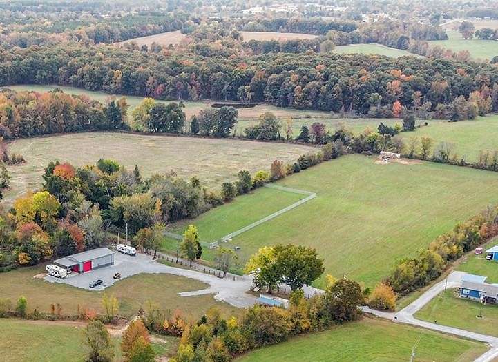 10.7 Acres of Land for Sale in McEwen, Tennessee