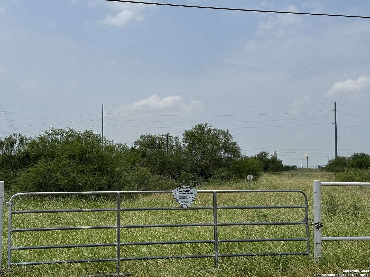 11.4 Acres of Land for Sale in Cotulla, Texas