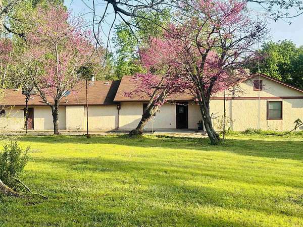 5.45 Acres of Residential Land with Home for Sale in Mena, Arkansas