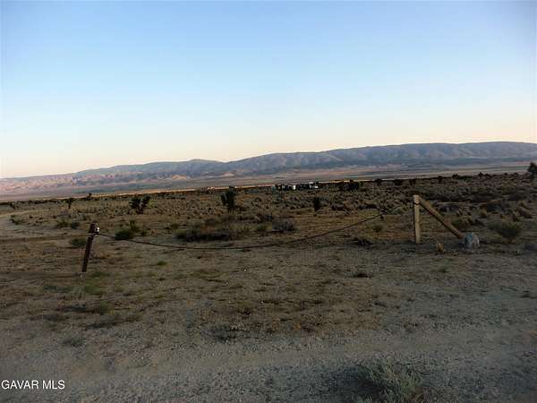 Land for Sale in Rosamond, California