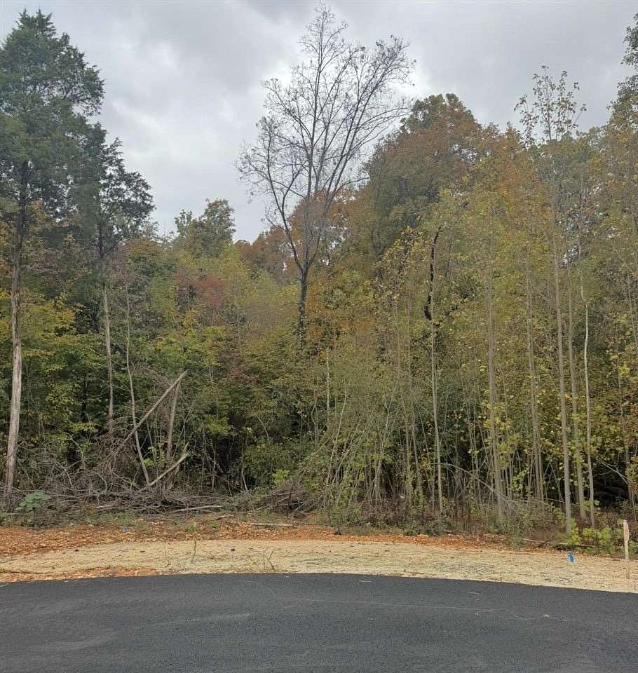 1.58 Acres of Land for Sale in Scottsville, Kentucky