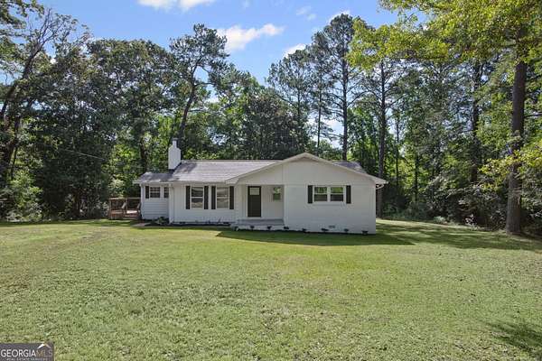 1.76 Acres of Residential Land with Home for Sale in Greenville, Georgia