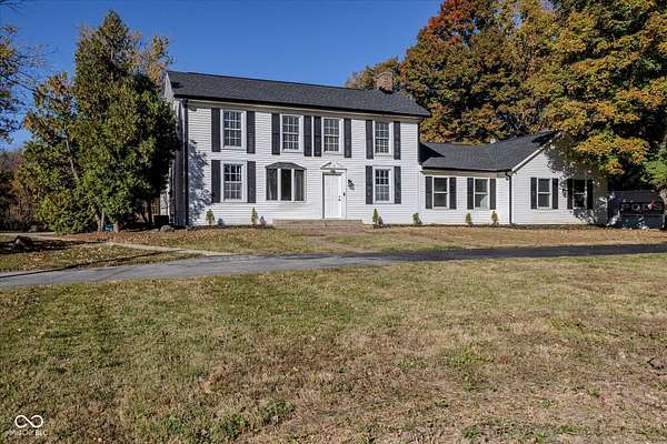4.16 Acres of Residential Land with Home for Sale in Avon, Indiana