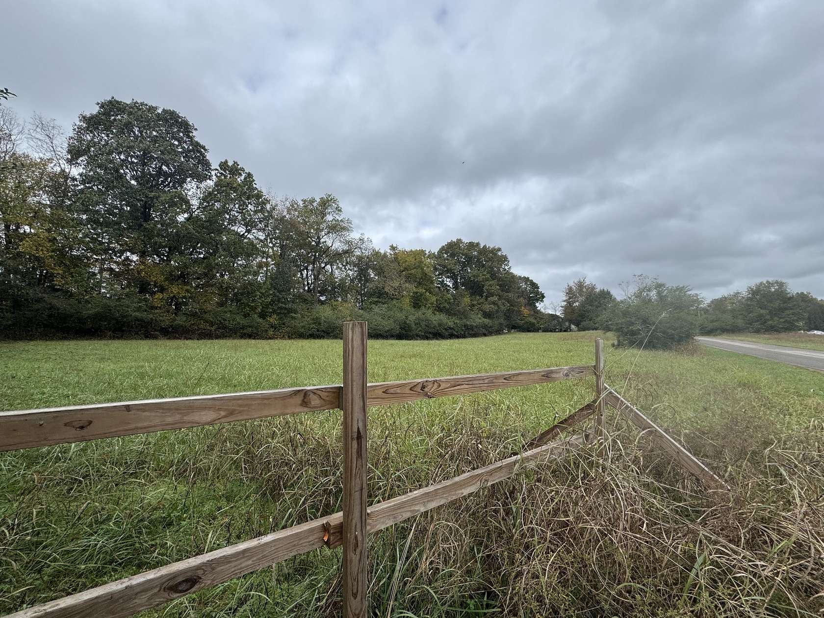 1.88 Acres of Mixed-Use Land for Sale in Columbia, Tennessee