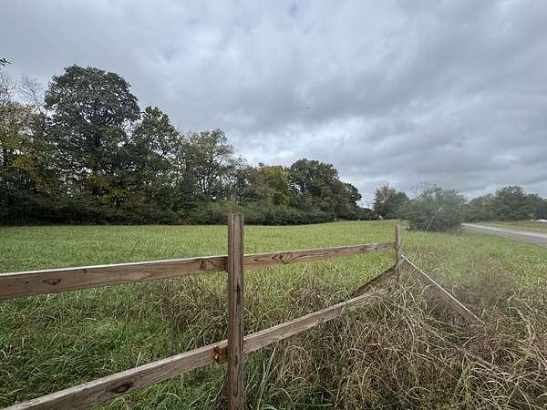 1.88 Acres of Mixed-Use Land for Sale in Columbia, Tennessee