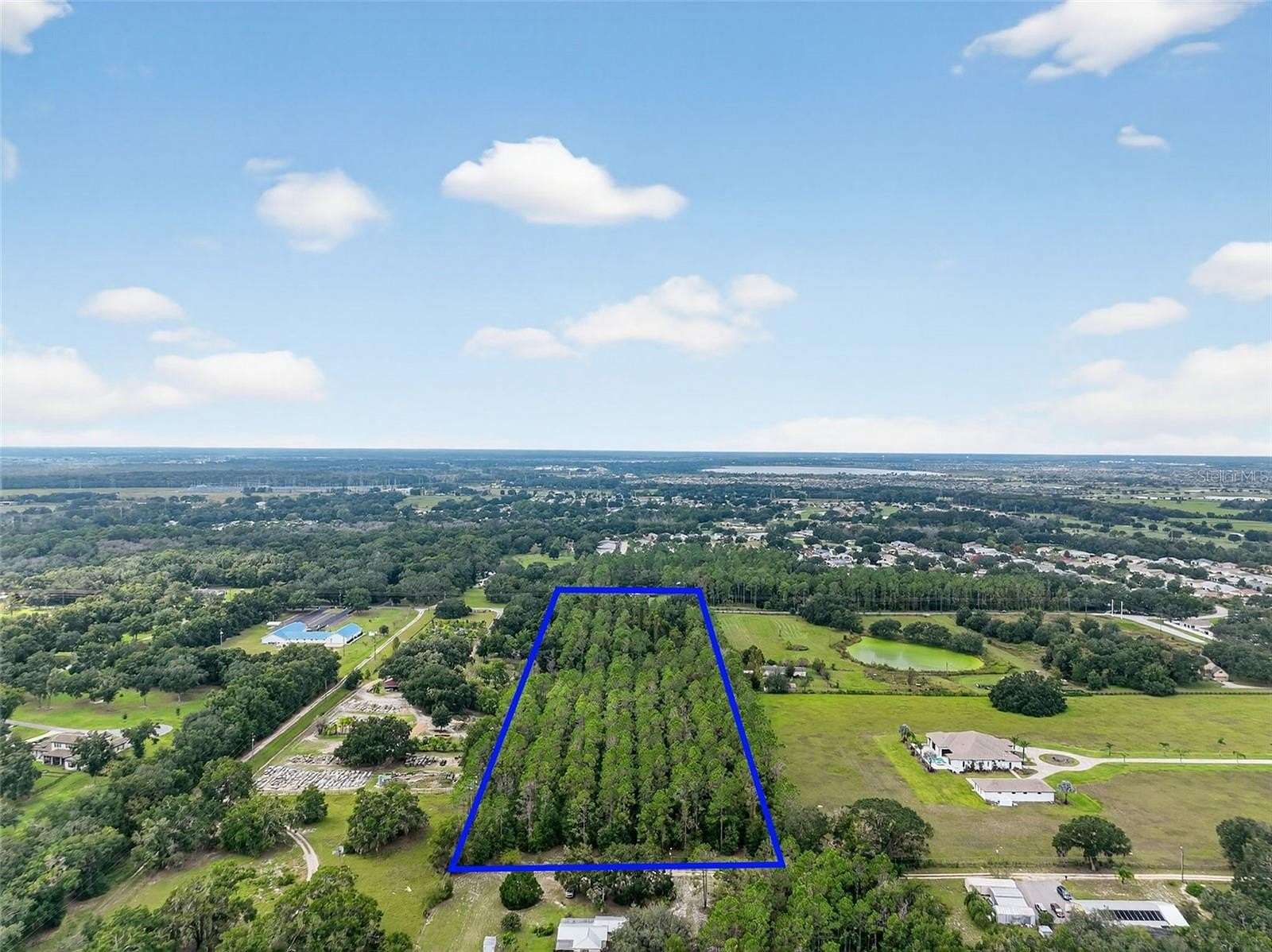 10 Acres of Land for Sale in Leesburg, Florida