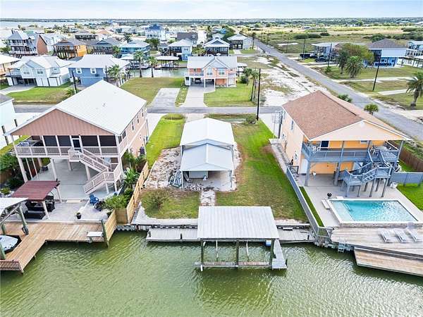 0.14 Acres of Improved Residential Land for Sale in Rockport, Texas