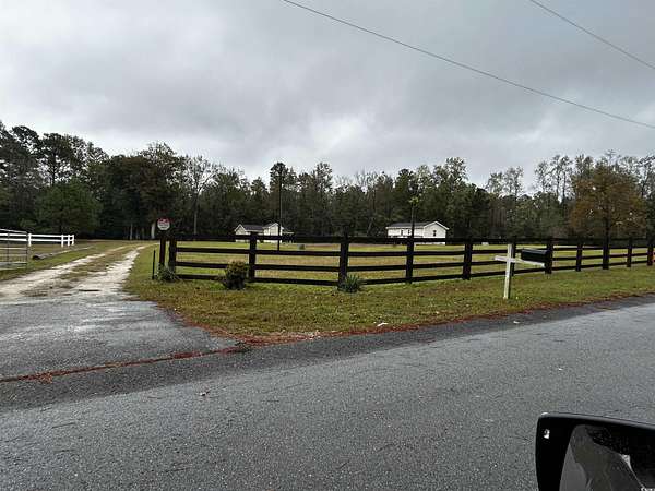 1.5 Acres of Residential Land for Sale in Loris, South Carolina