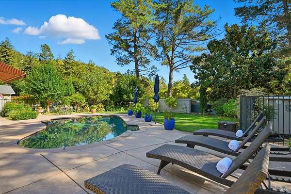 5.56 Acres of Land with Home for Sale in Napa, California