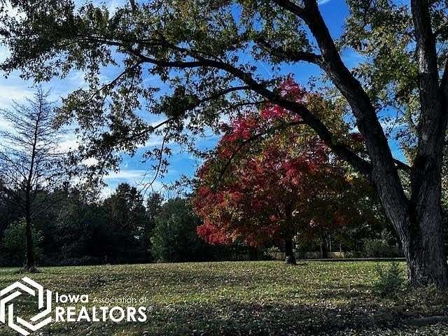 1.25 Acres of Land for Sale in Fairfield, Iowa